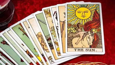 Bói Tarot chính xác về tình yêu và những điều cấm kỵ cần chú ý