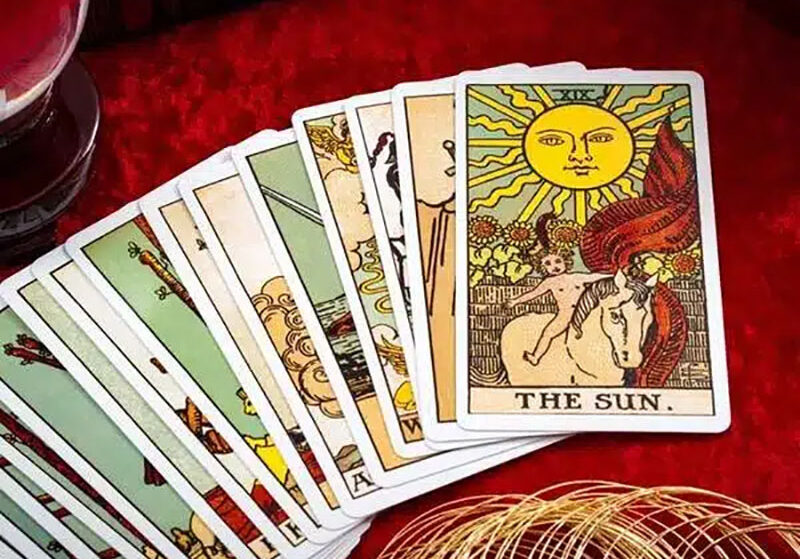 Bói Tarot chính xác về tình yêu và những điều cấm kỵ cần chú ý